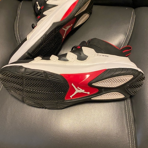 NWOB Jordan sneakers - Picture 3 of 6